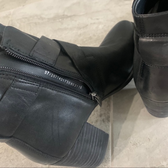 Ecco - Leather Ankle Boots - Picture 10 of 14